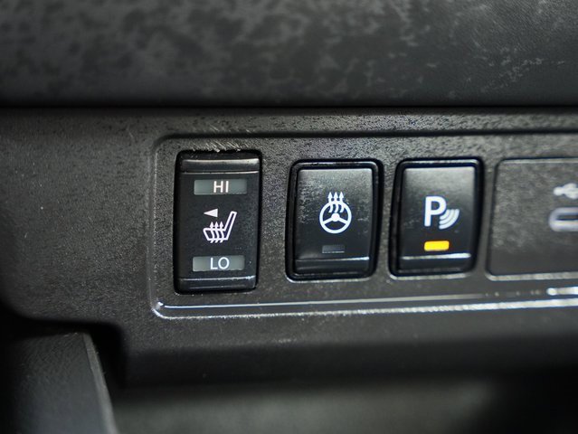 Used 2024 Nissan Frontier SL w/ Technology Package image 22