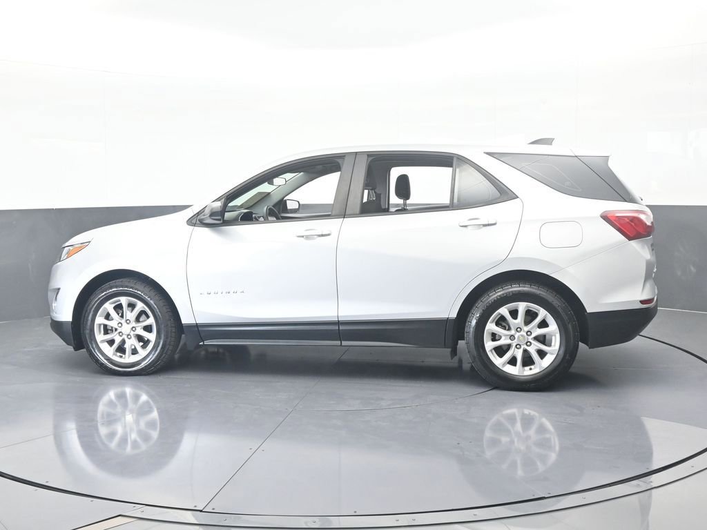 Used 2020 Chevrolet Equinox LS image 3