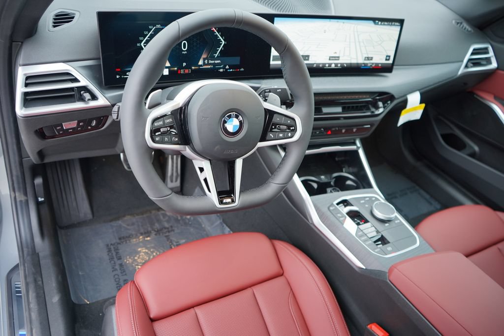 Used 2026 BMW 330i Sedan w/ M Sport Package RWD image 12