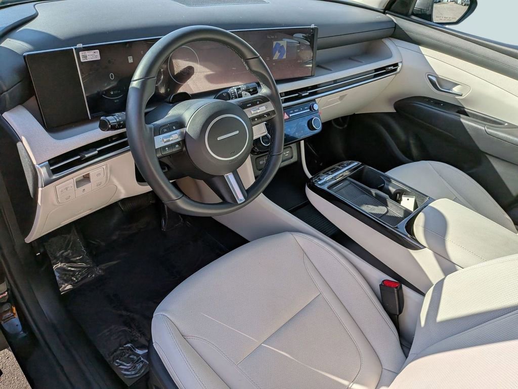 Certified 2025 Hyundai Tucson SEL image 13
