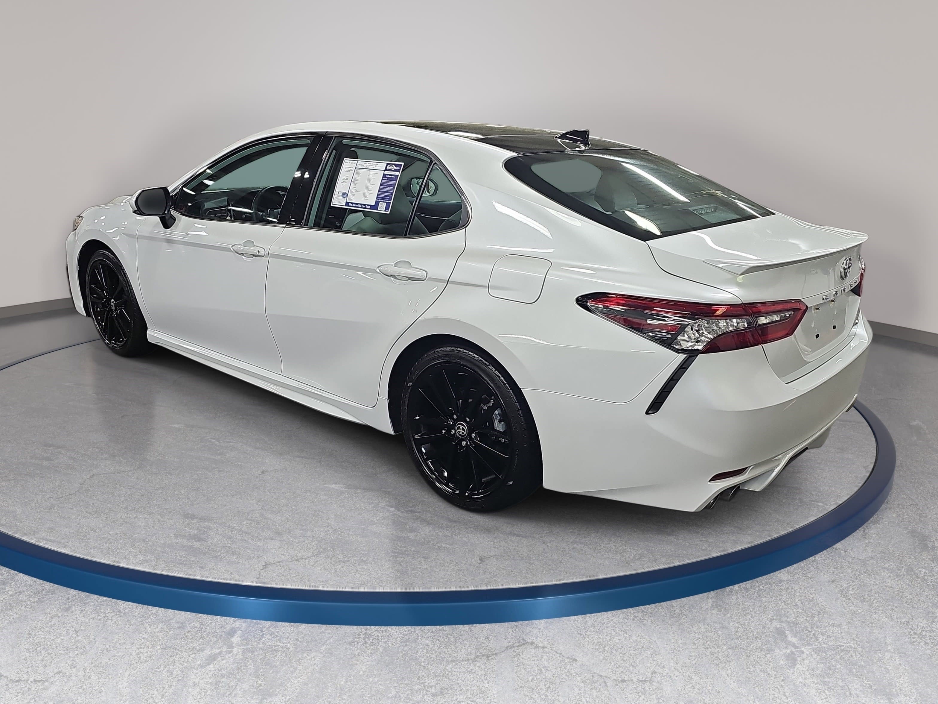 Used 2023 Toyota Camry XSE image 7