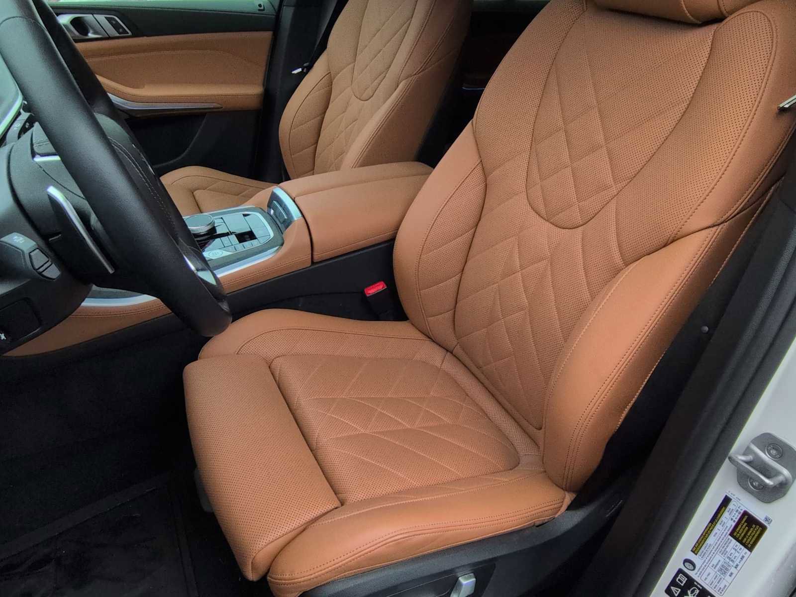 Certified 2024 BMW X5 xDrive40i w/ Premium Package image 16