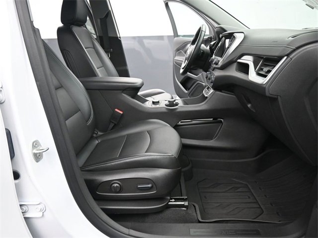 Used 2023 GMC Terrain SLT w/ LPO, Floor Liner Package image 18