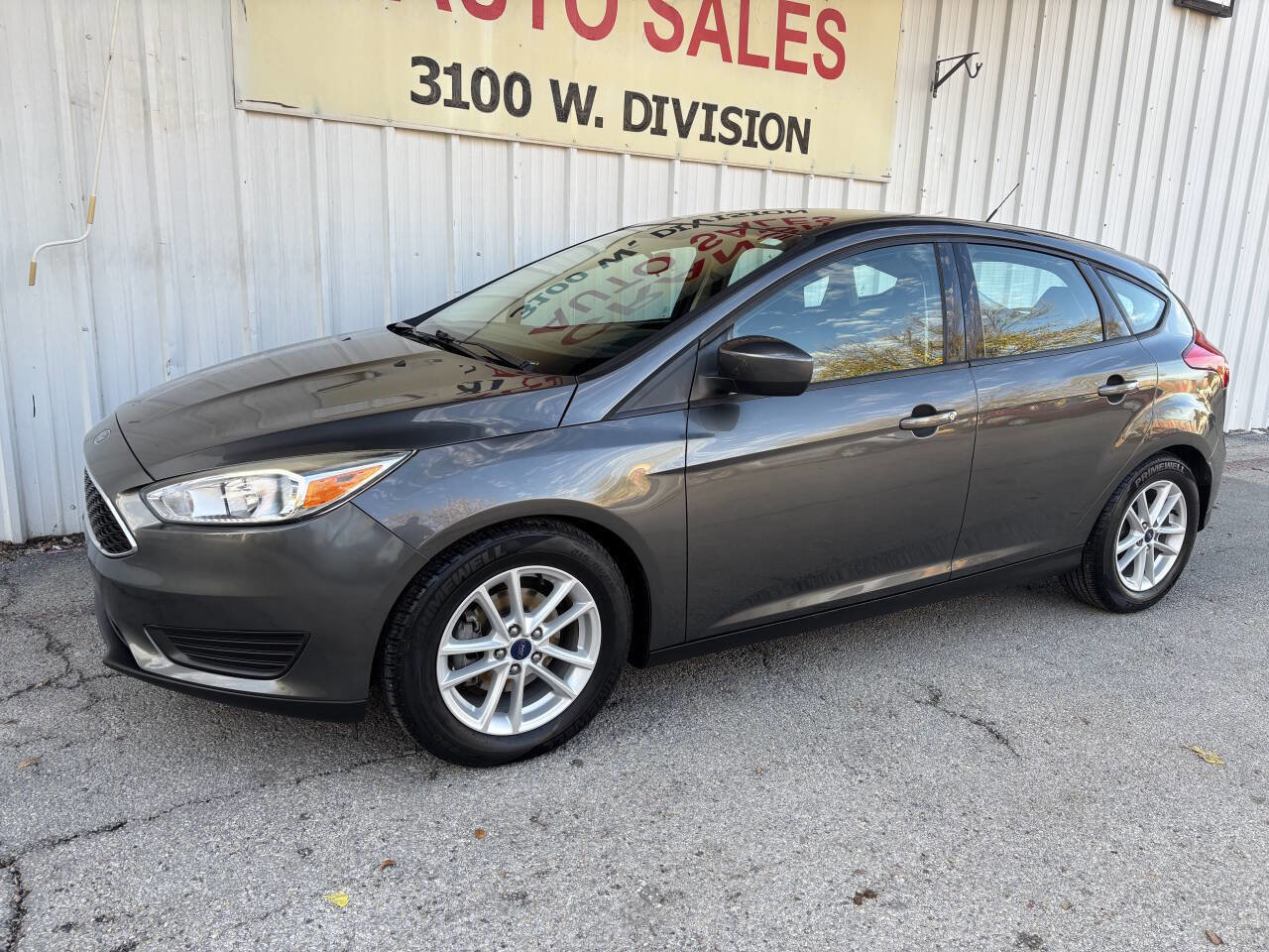 Used 2018 Ford Focus SE image 8