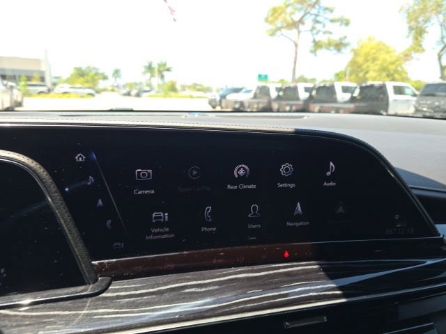 Used 2022 Cadillac Escalade ESV Sport w/ Touring Package AWD/4WD image 9