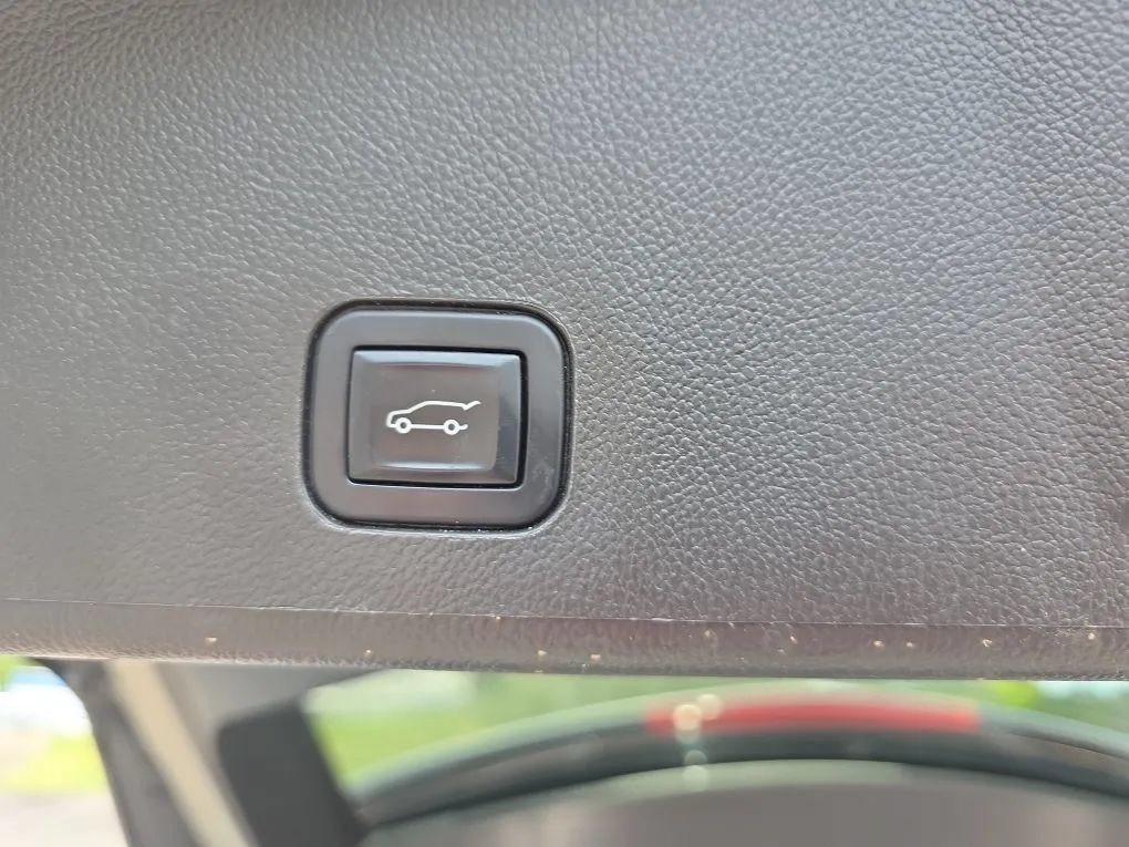 Used 2014 Cadillac SRX Performance w/ Driver Awareness Package FWD image 49