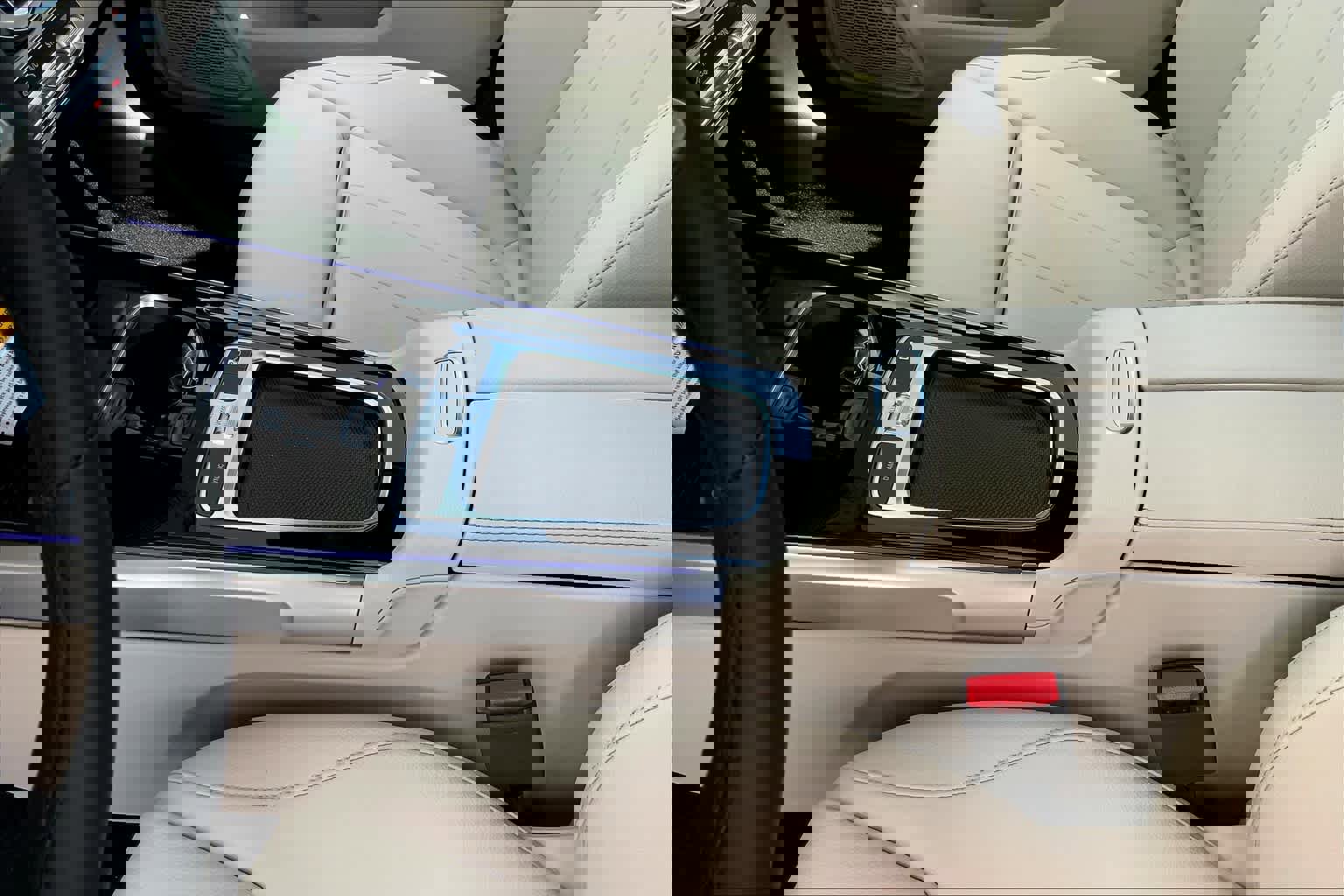 Used 2025 Mercedes-Benz GLB 250 GLB 250 image 10