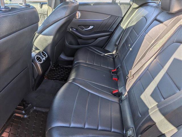 Used 2021 Mercedes-Benz GLC 300 4MATIC image 17