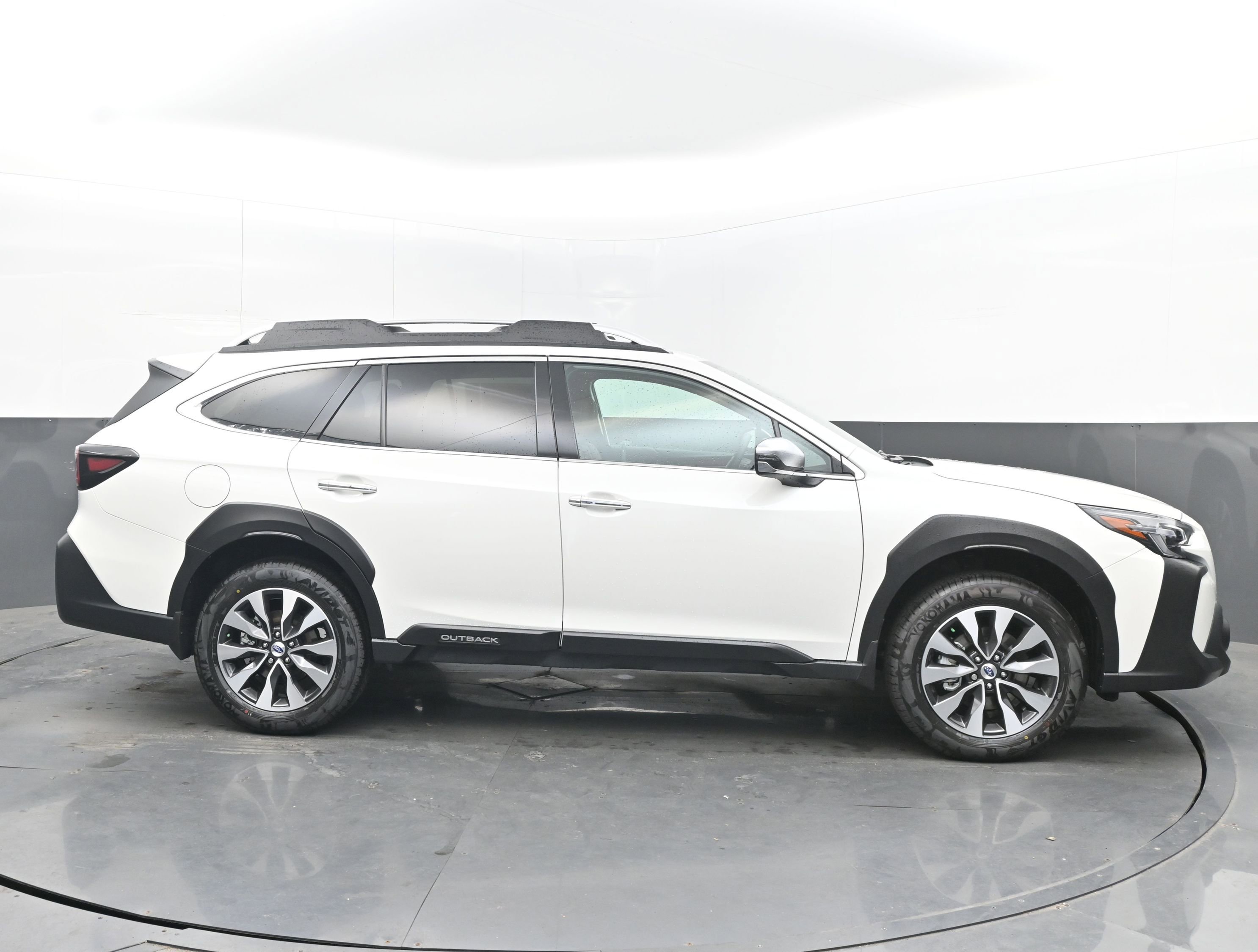 New 2025 Subaru Outback Touring XT image 8