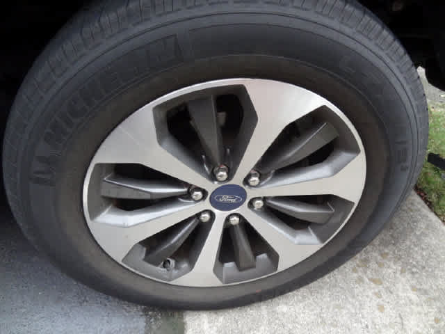 Used 2020 Ford F150 XL w/ Equipment Group 101A Mid RWD image 15