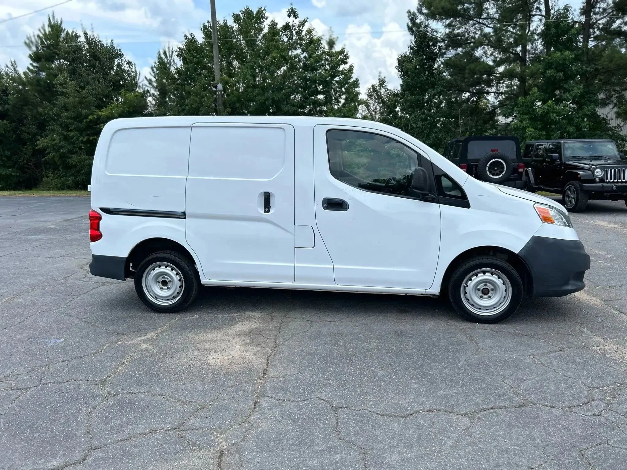 Used 2017 Nissan NV200 S w/ Back Door Glass Package image 5