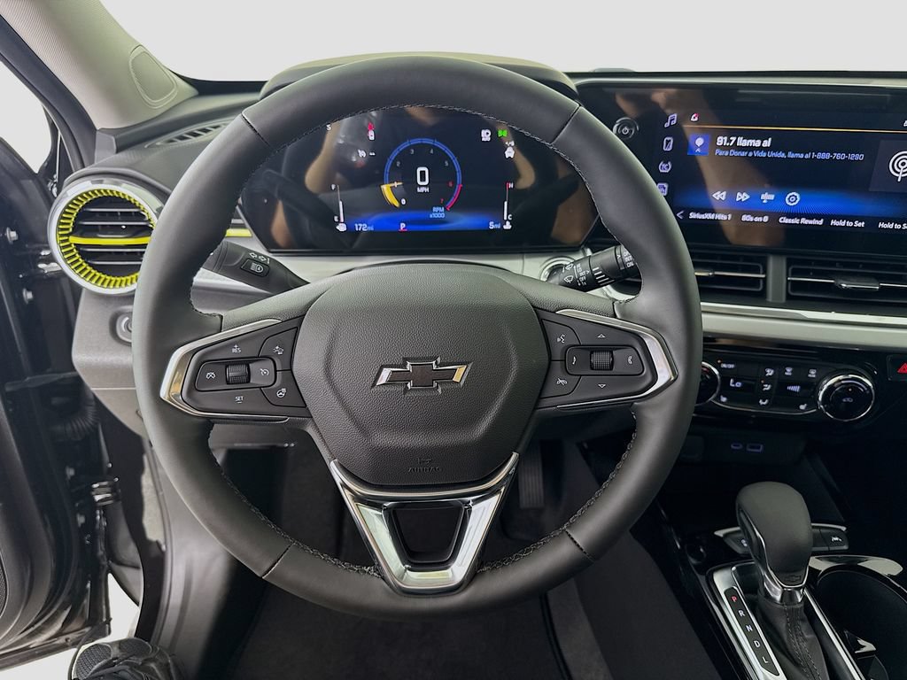 New 2026 Chevrolet Trax LT w/ Midnight Edition FWD image 13