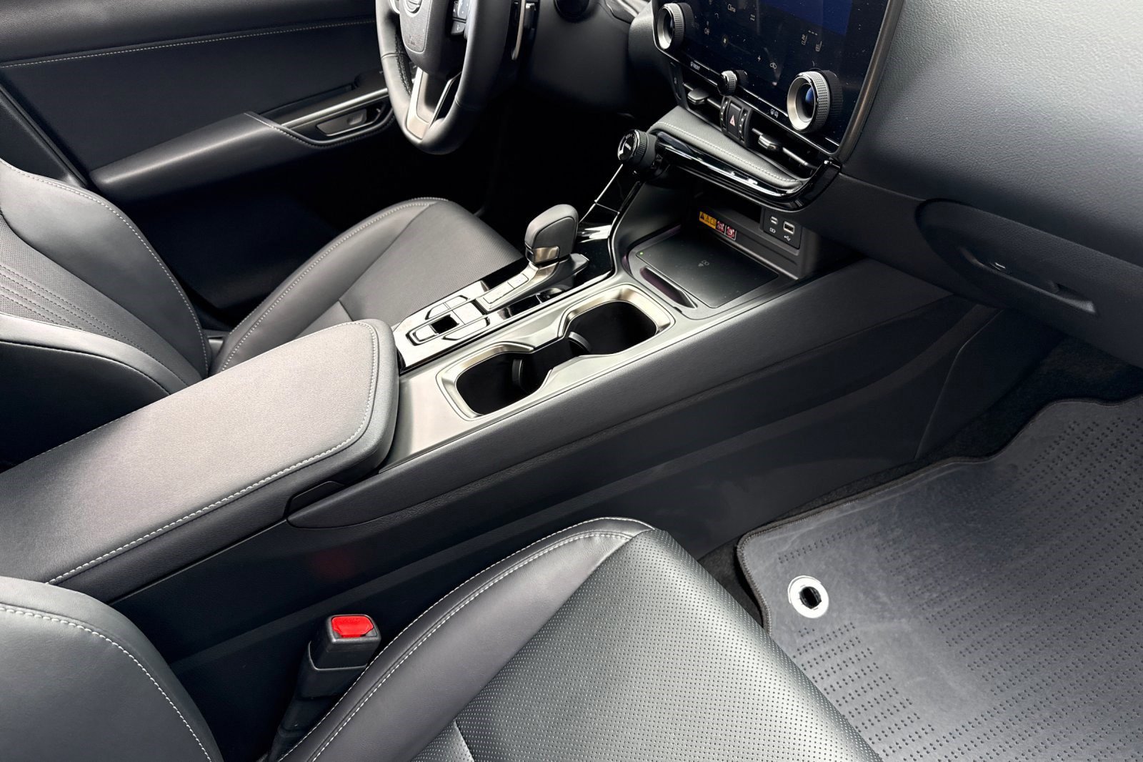 New 2026 Lexus NX 350h AWD w/ Premium Package image 24