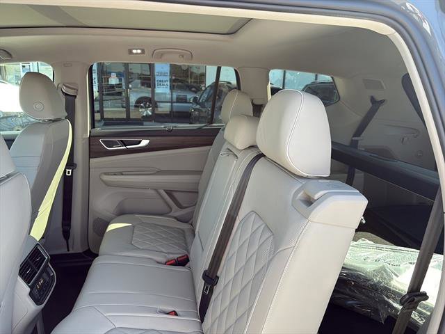 New 2026 Volkswagen Atlas SEL Premium R-Line image 15