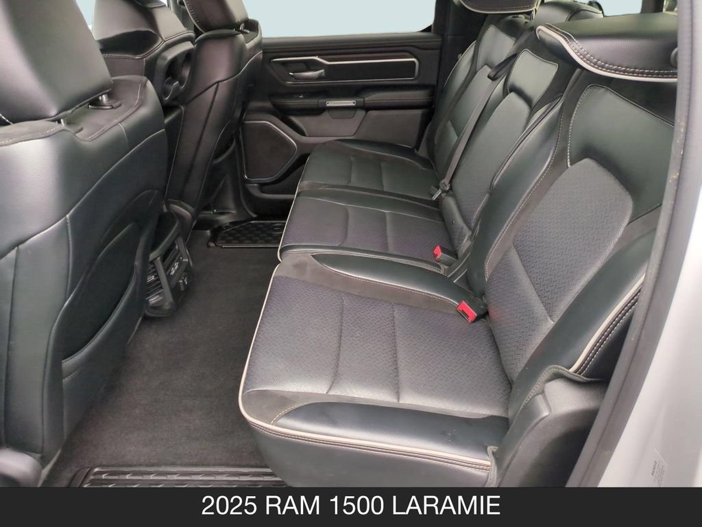 Used 2025 RAM 1500 Laramie AWD/4WD image 16