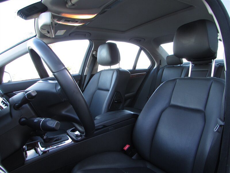 Used 2012 Mercedes-Benz C 250 Sedan image 13