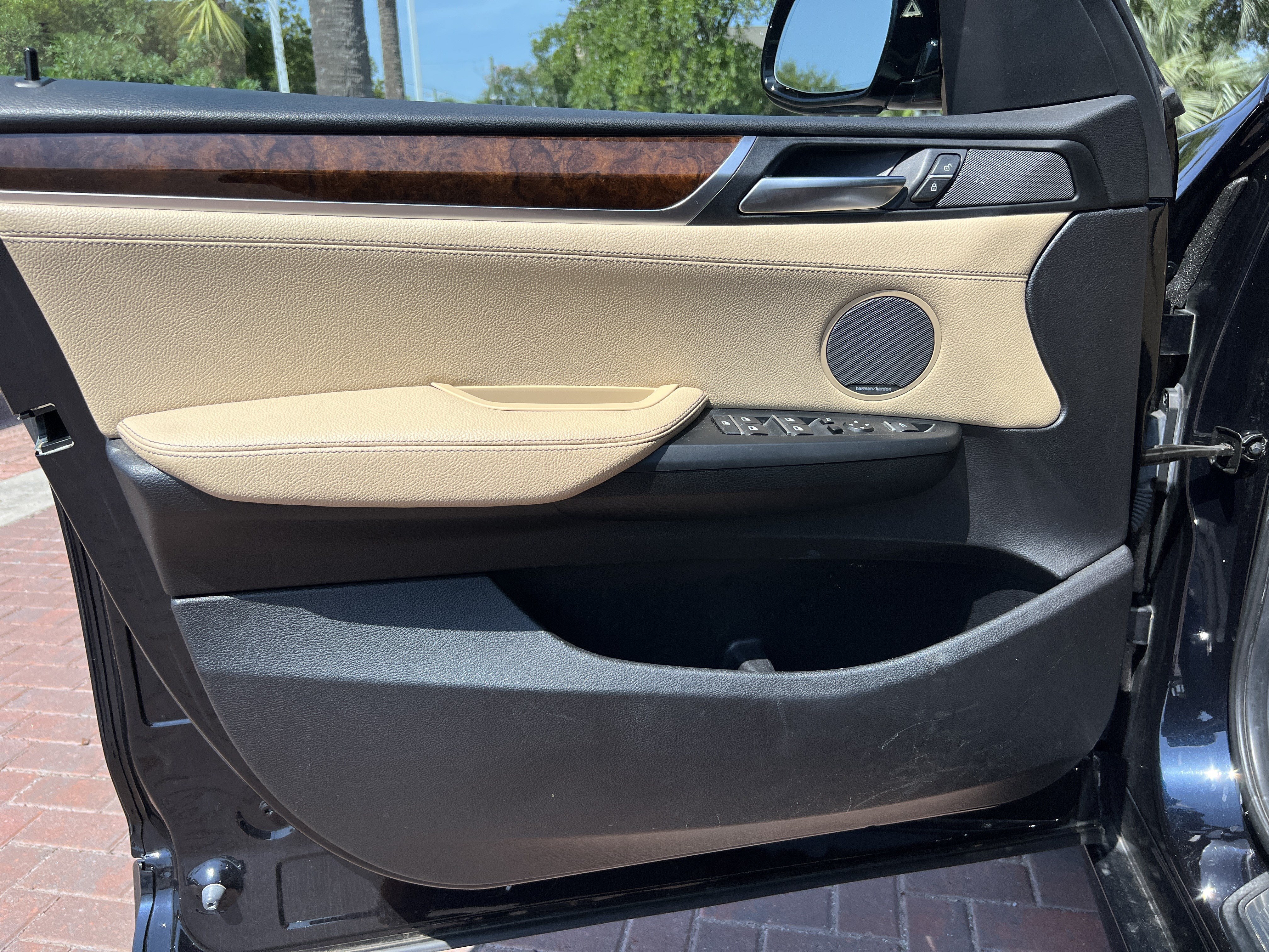 Used 2017 BMW X3 sDrive28i RWD image 14