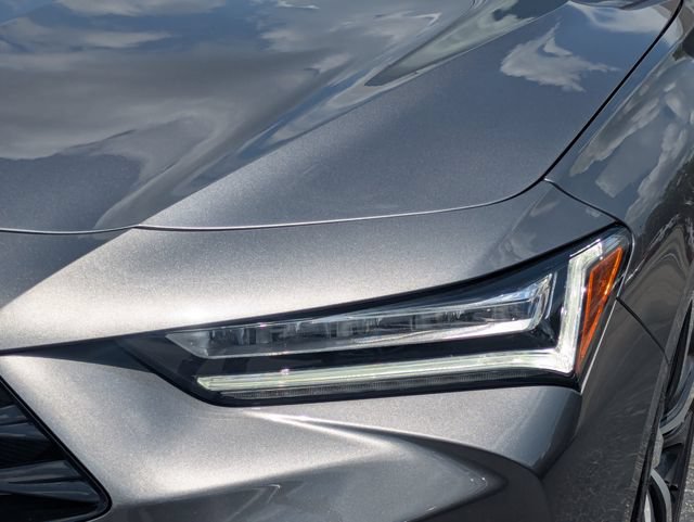 Used 2025 Acura TLX w/ Technology Package FWD image 10