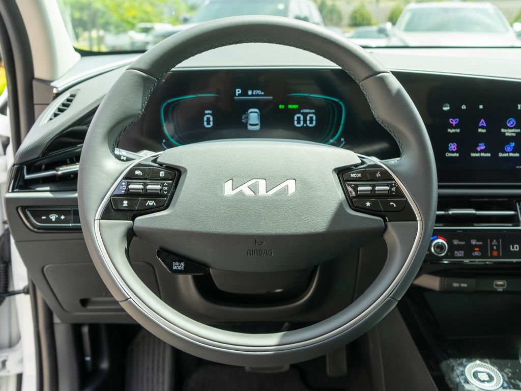 New 2026 Kia Niro EX FWD image 14