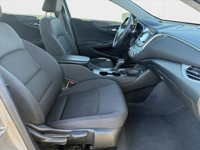 Used 2023 Chevrolet Malibu LT image 11