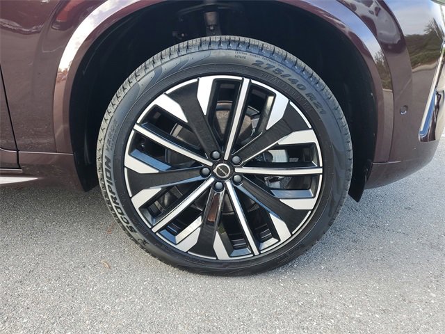 Used 2025 Volvo XC90 B6 Ultra w/ Protection Package Premier image 5