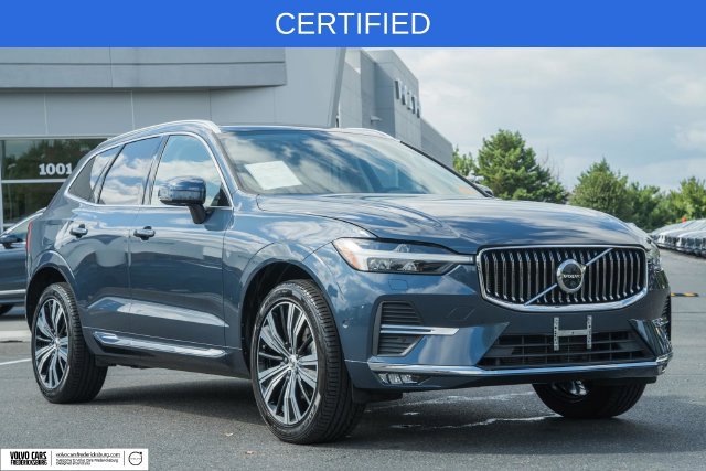 Certified 2023 Volvo XC60 B5 Plus w/ Climate Package AWD/4WD image 1