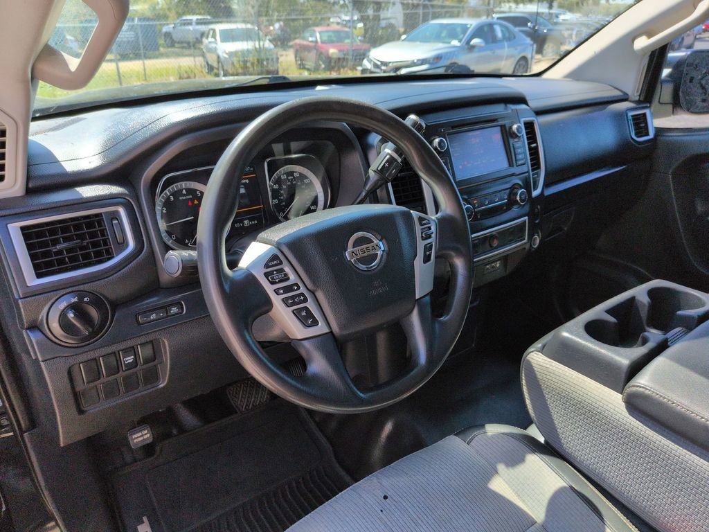Used 2019 Nissan Titan S w/ S Utility Package image 29