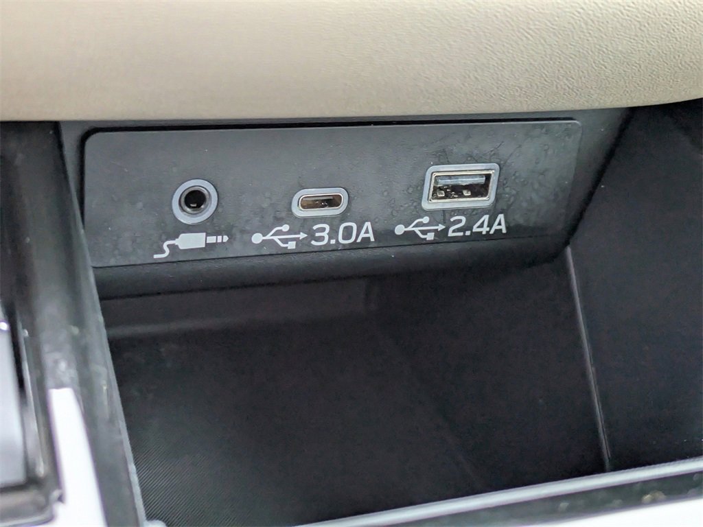 Used 2025 Subaru Legacy Limited w/ Popular Package #3 image 18