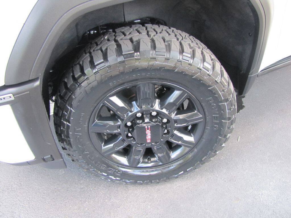 Used 2024 GMC Sierra 2500 AT4 w/ AT4 Premium Plus Package AWD/4WD image 36