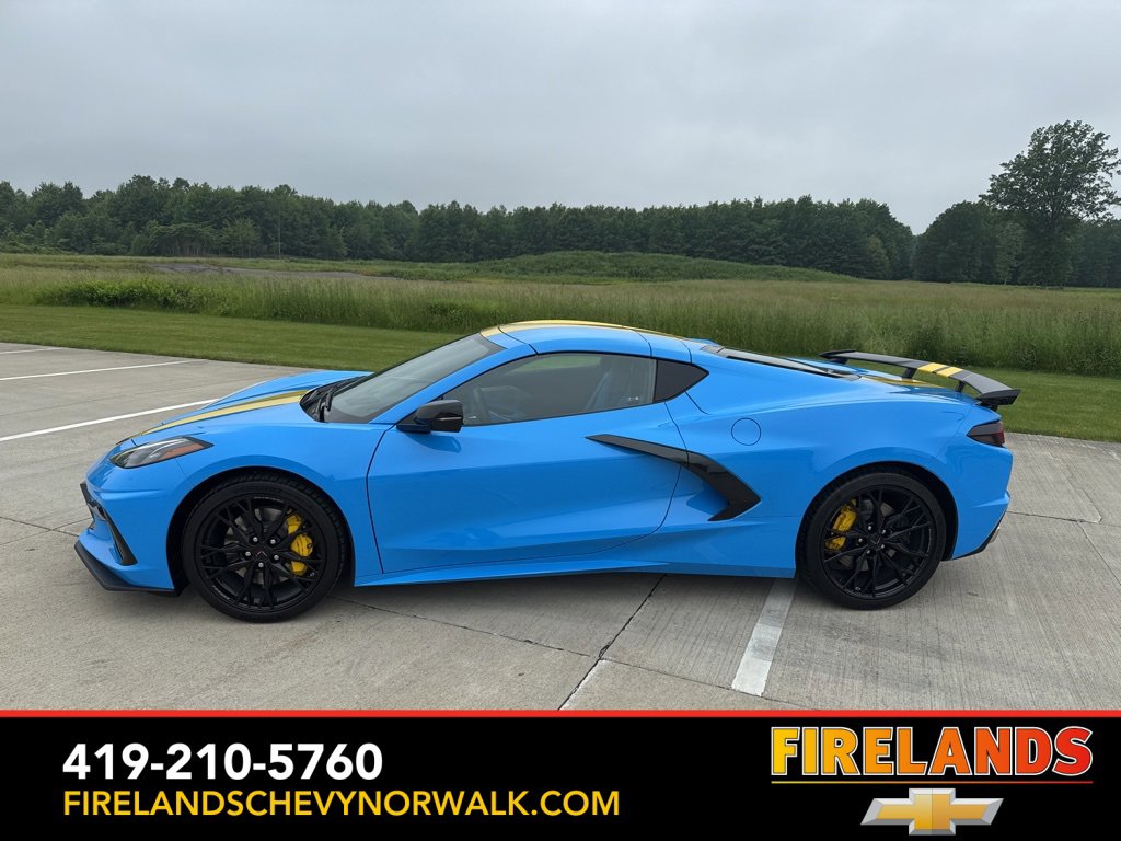 New 2025 Chevrolet Corvette Stingray w/ Z51 Performance Package image 2