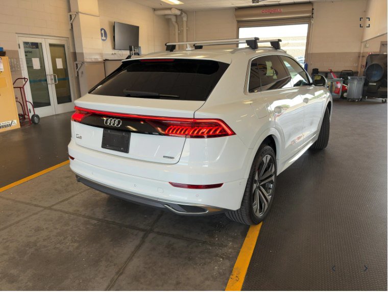 Used 2019 Audi Q8 Premium Plus w/ Premium Plus AWD/4WD image 7