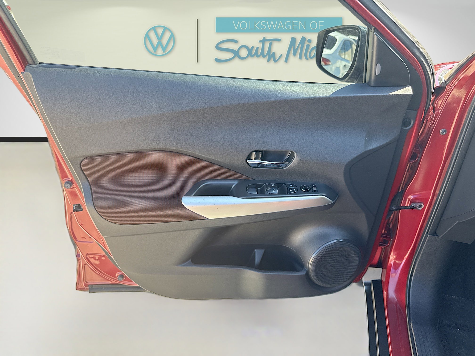 Used 2019 Nissan Kicks SR w/ Exterior Package image 19