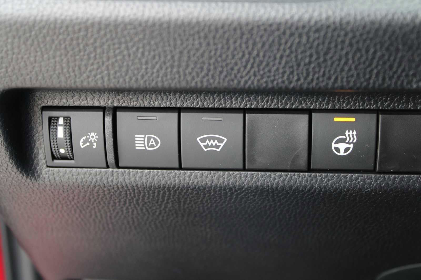 New 2025 Toyota RAV4 XLE image 19