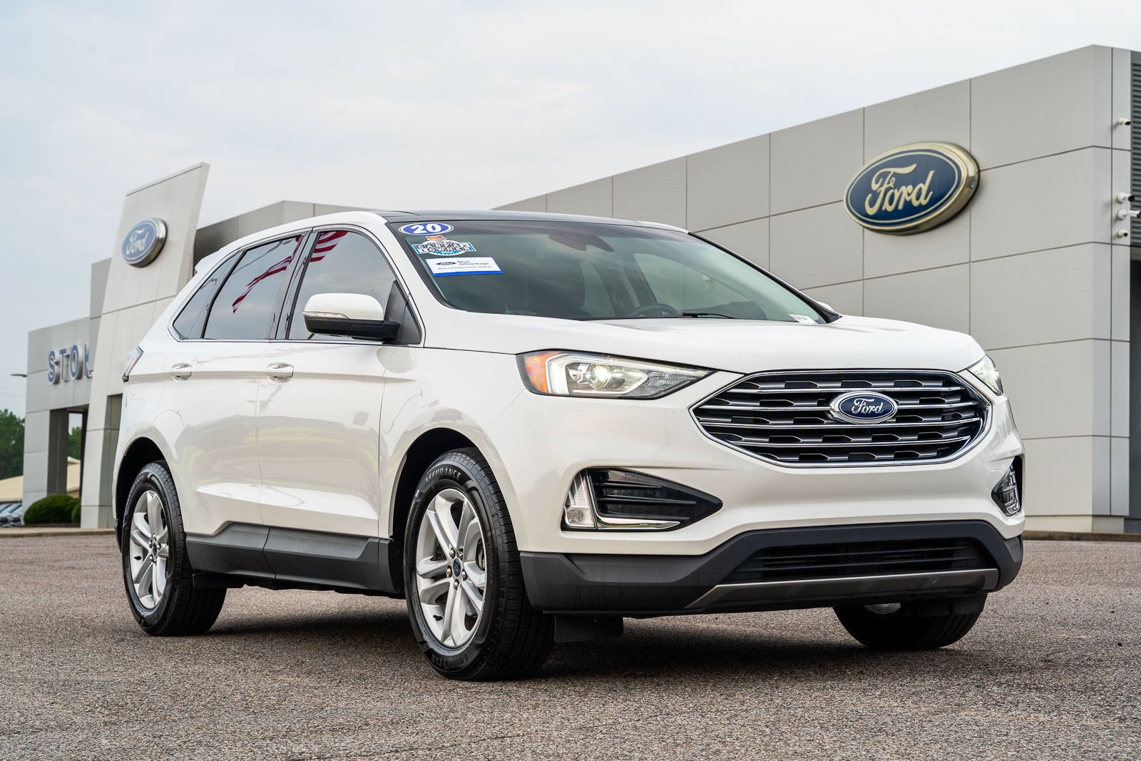 Certified 2020 Ford Edge SEL FWD image 1