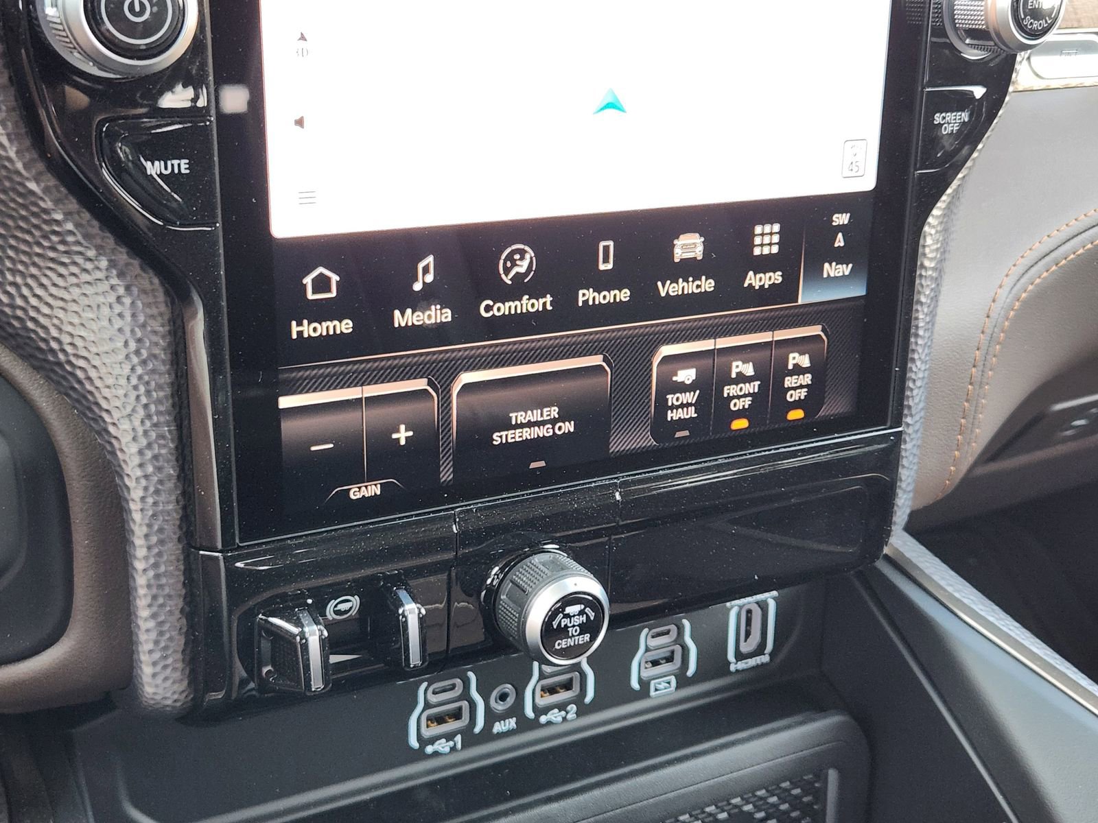 New 2026 RAM 2500 Limited AWD/4WD image 19