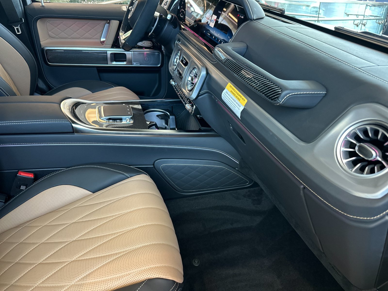 New 2027 Mercedes-Benz G 63 AMG 4MATIC image 16