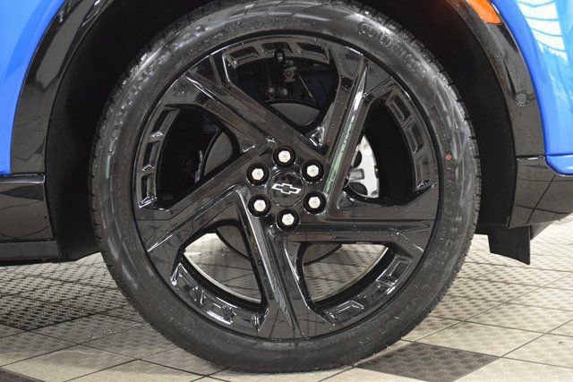 New 2025 Chevrolet Equinox EV RS w/ Active Safety Package 3 image 17