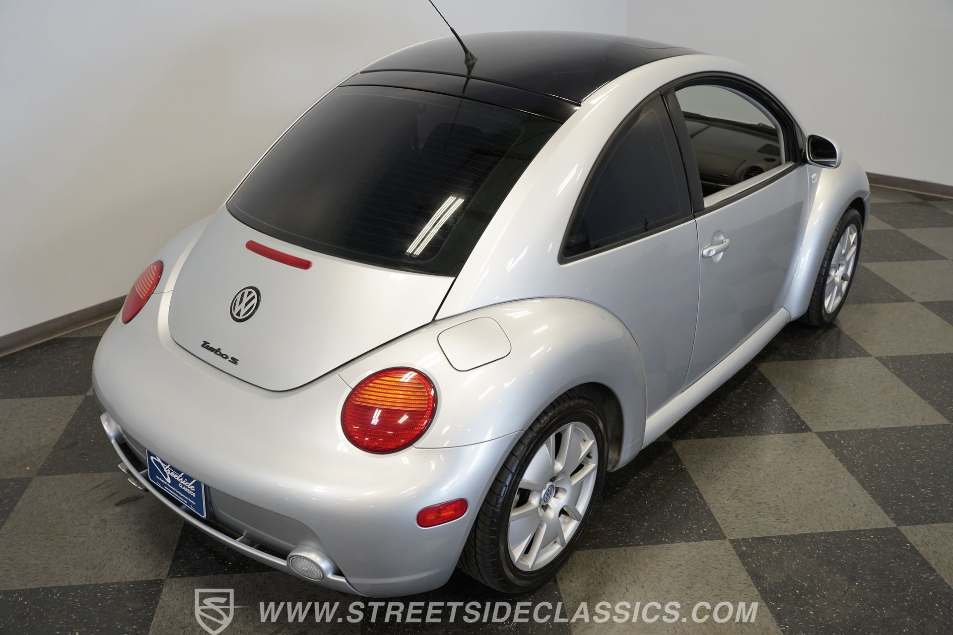 Used 2003 Volkswagen Beetle S FWD image 29