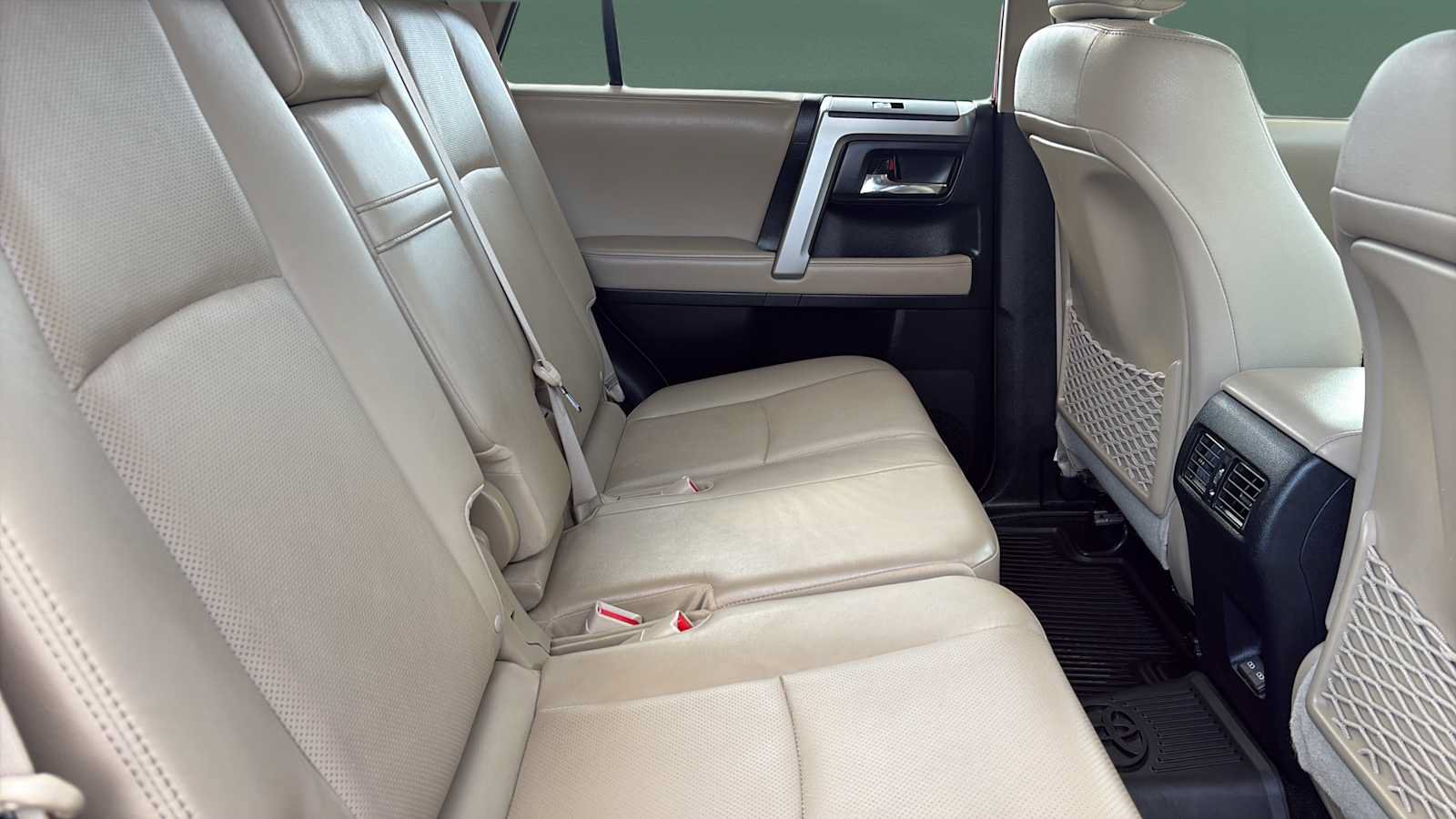 Used 2023 Toyota 4Runner Limited AWD/4WD image 27