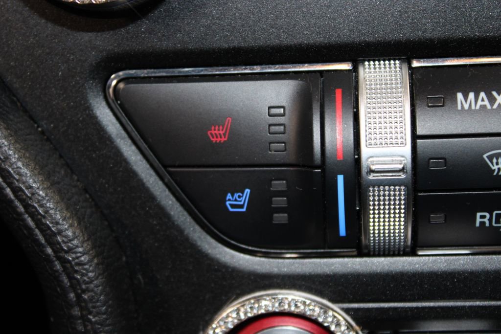 Used 2023 Ford Mustang Premium image 27