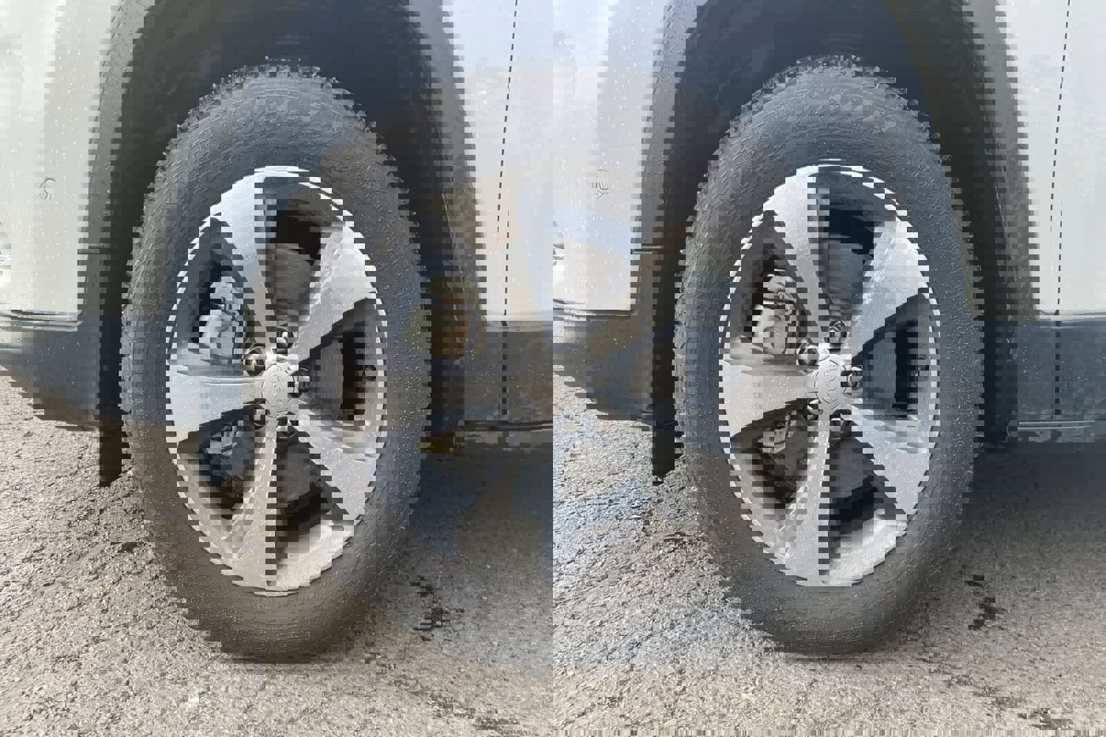 Used 2020 Jeep Cherokee Limited w/ Technology Group image 10