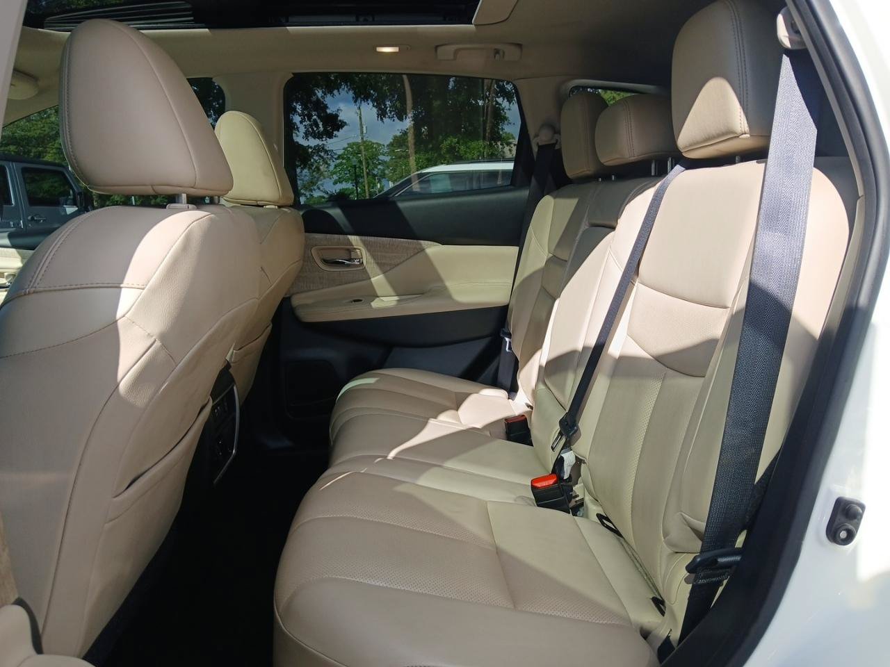 Used 2023 Nissan Murano SL AWD/4WD image 10