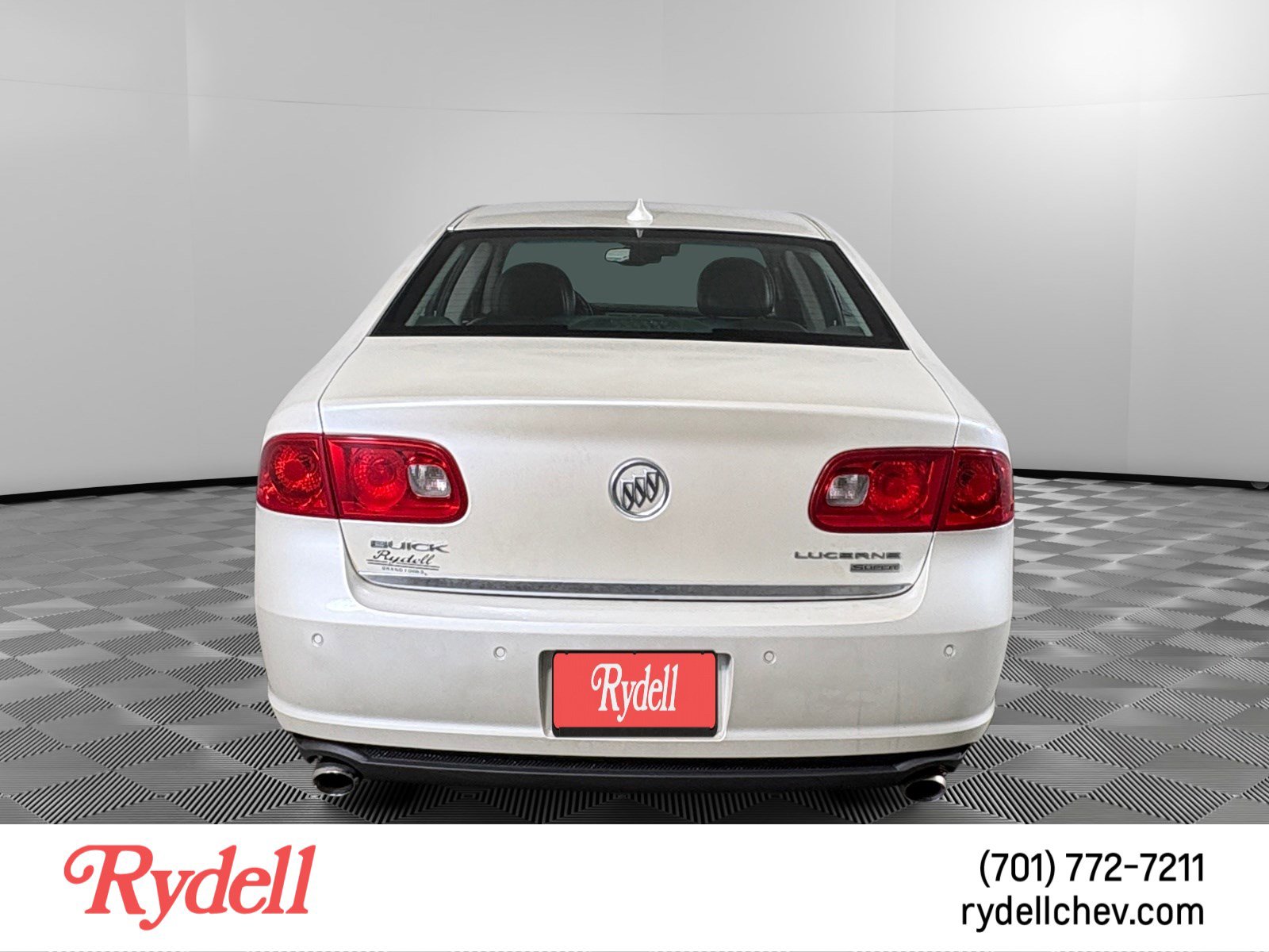 Used 2009 Buick Lucerne Super FWD image 4