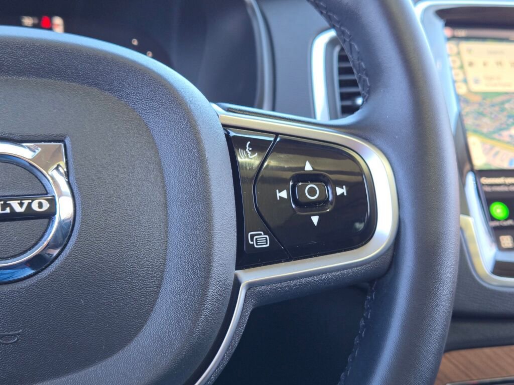 Used 2023 Volvo XC90 T8 Core image 46