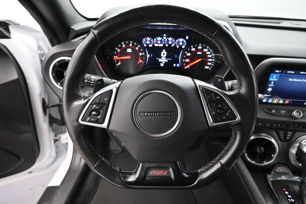 Used 2020 Chevrolet Camaro SS RWD image 13