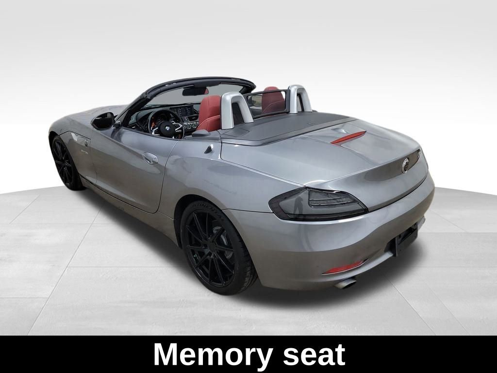 Used 2012 BMW Z4 sDrive35i image 11