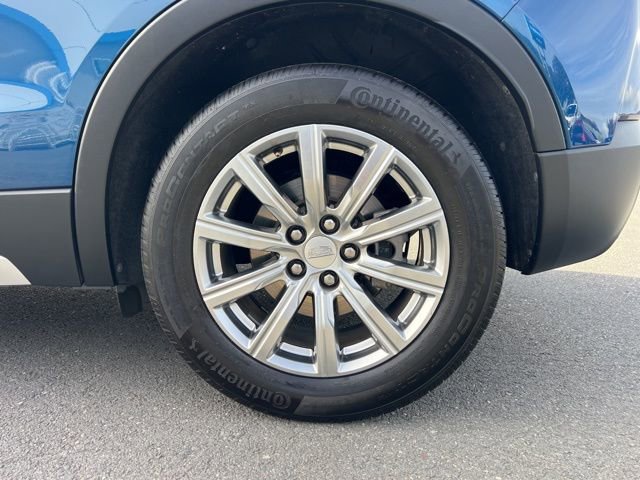 Used 2019 Cadillac XT4 Premium Luxury w/ Cold Weather Package image 9