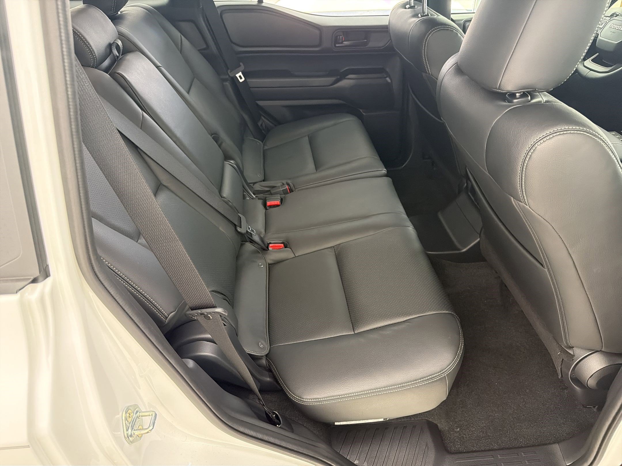 Used 2025 Toyota Land Cruiser 1958 image 25