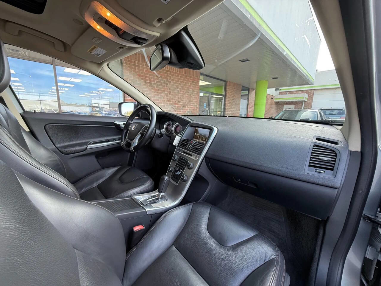 Used 2012 Volvo XC60 T6 image 22