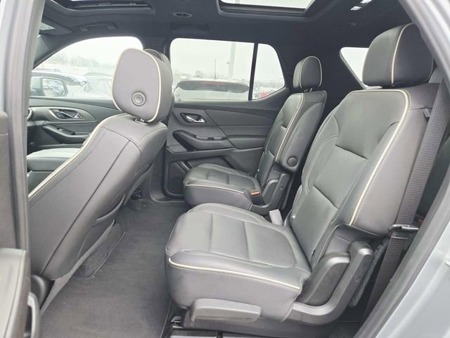 Used 2023 Chevrolet Traverse Premier image 10